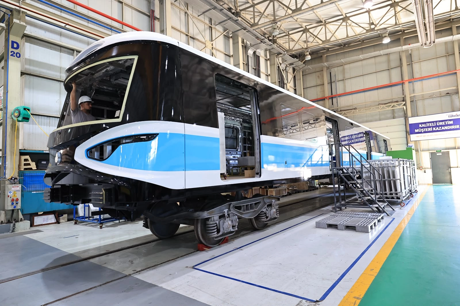 TRAM34 Aralık ayında İstanbullularla buluşacak... İstanbul B&uuml;y&uuml;kşehir'den yerli raylı sistem