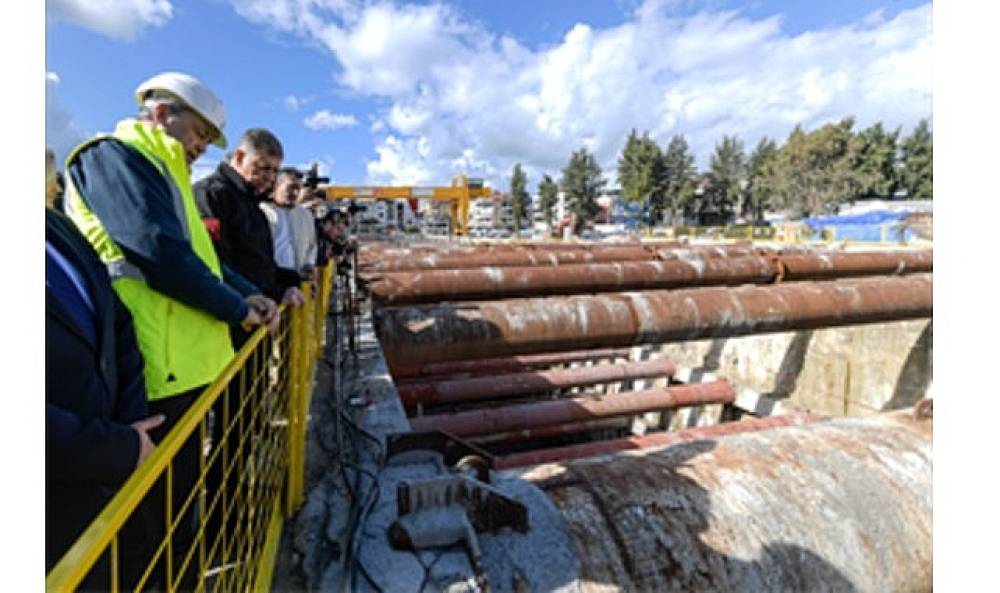 İzmir'in dev projesinde t&uuml;nel kazıları sona erdi