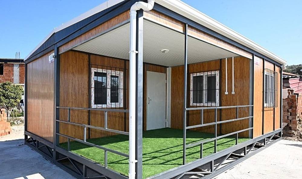  Manisa B&uuml;y&uuml;kşehir'den Mağdur Aileye Yeni Yaşam Alanı