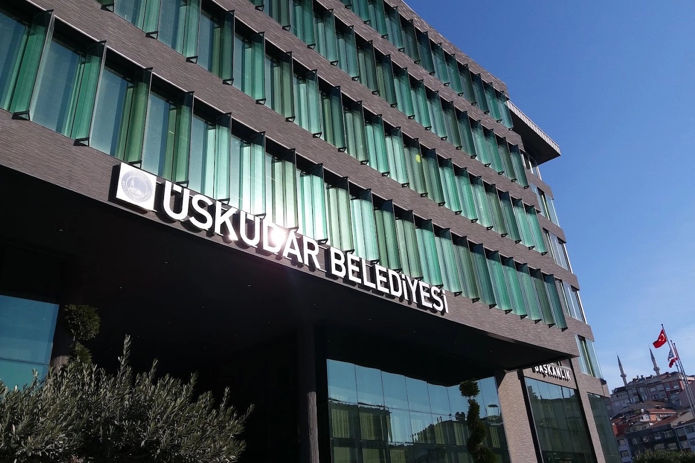 Tutuklanan ve g&ouml;revden uzaklaştırılan &Uuml;sk&uuml;dar'da se&ccedil;im tarihi belli oldu
