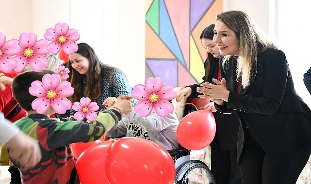 D&uuml;nya Otizm Farkındalık G&uuml;n&uuml;'nde Anlamlı Ziyaret