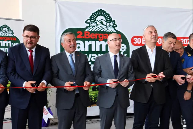 2. Bergama Tarım ve Hayvancılık Fuarı t&ouml;renle a&ccedil;ıldı