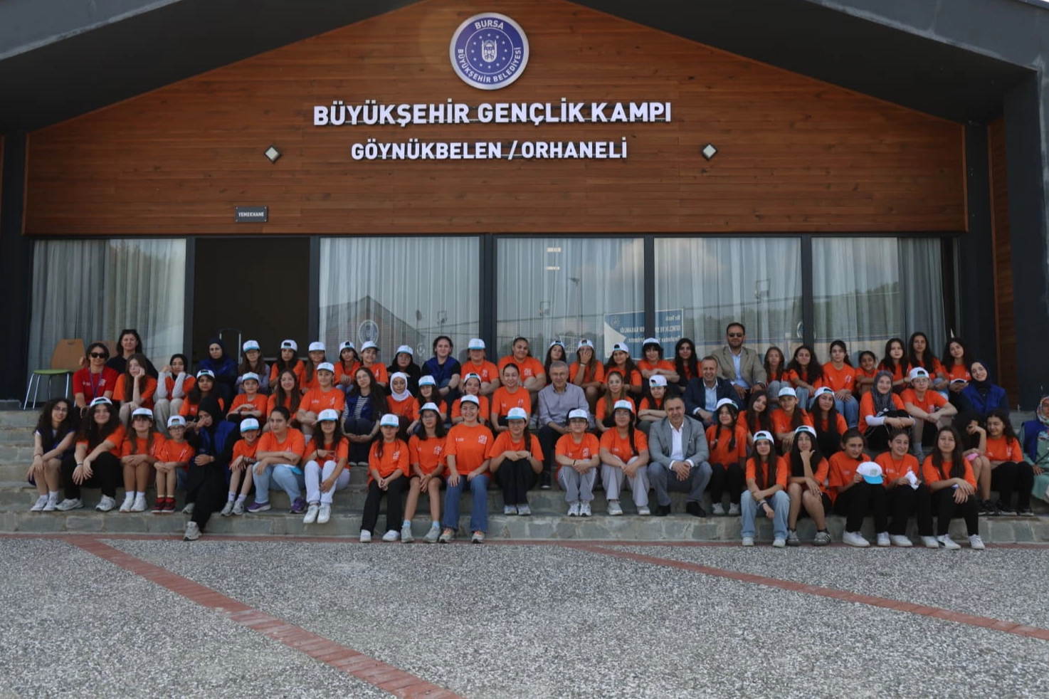 G&ouml;yn&uuml;kbelen Gen&ccedil;lik Kampı'nda sezon a&ccedil;ıldı