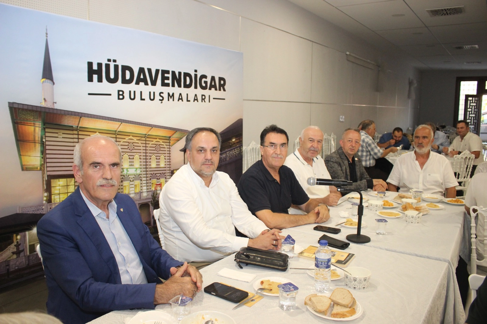 Bursa'da Mustafa D&uuml;ndar 'H&uuml;davendigar Buluşmaları'nın konuğu oldu