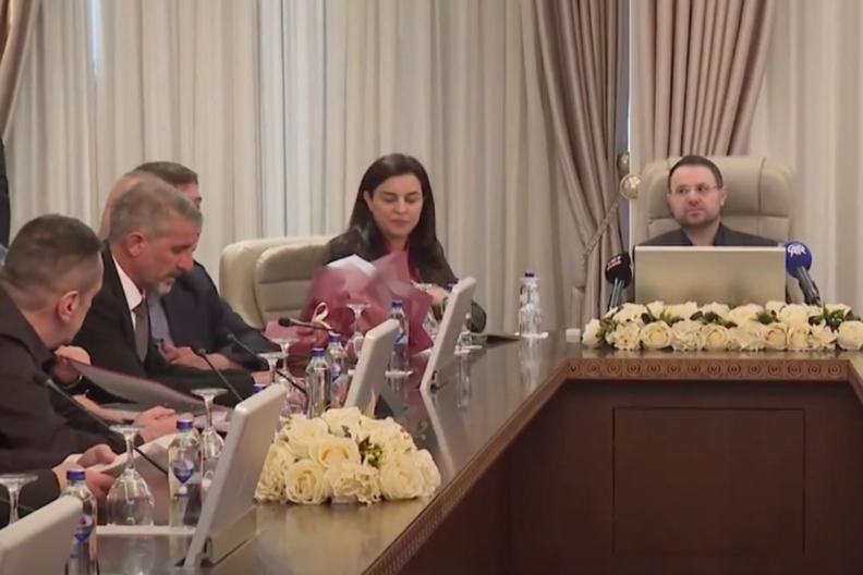 Bakan G&uuml;rlek: Su&ccedil;a s&uuml;r&uuml;klenen &ccedil;ocuklara ilişkin yasal d&uuml;zenleme geliyor