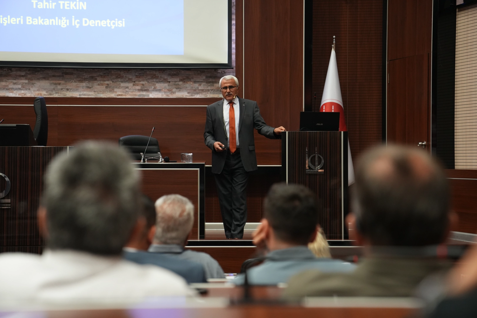 Ankara Ke&ccedil;i&ouml;ren'de belediye personeline hizmet i&ccedil;i eğitim