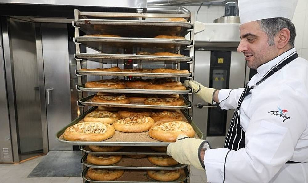 Halk Ekmek'te Ramazan pidesi 20 TL