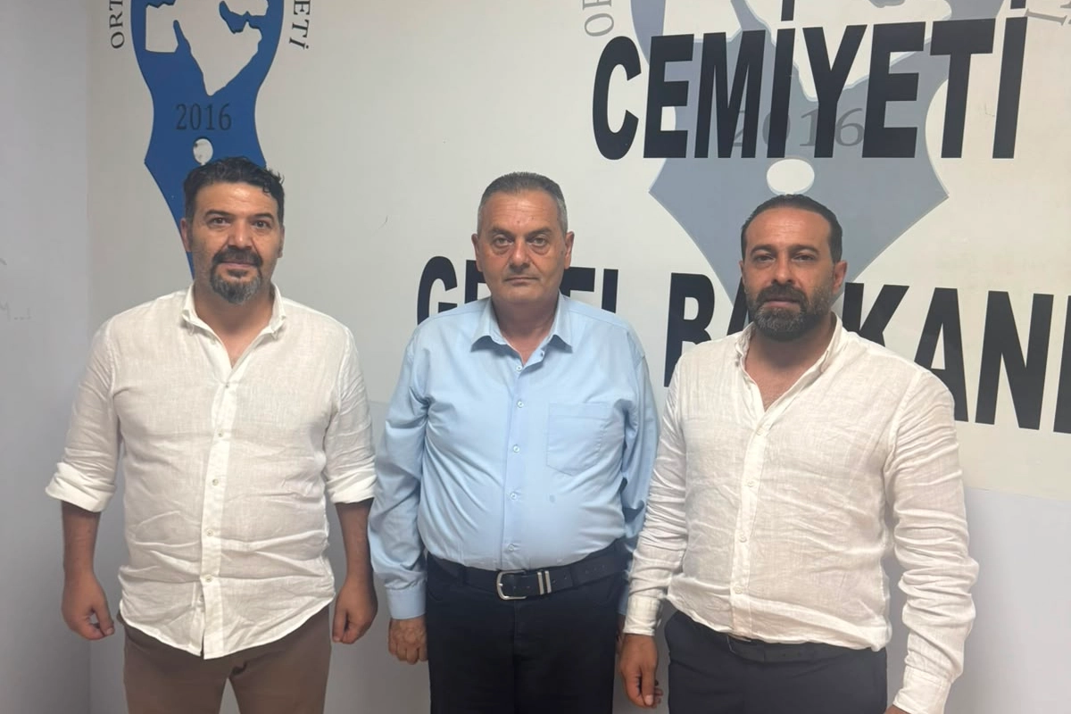 CHP'li Serdar Yılmaz ve Sinan Hano'dan OGC&rsquo;ye ziyaret