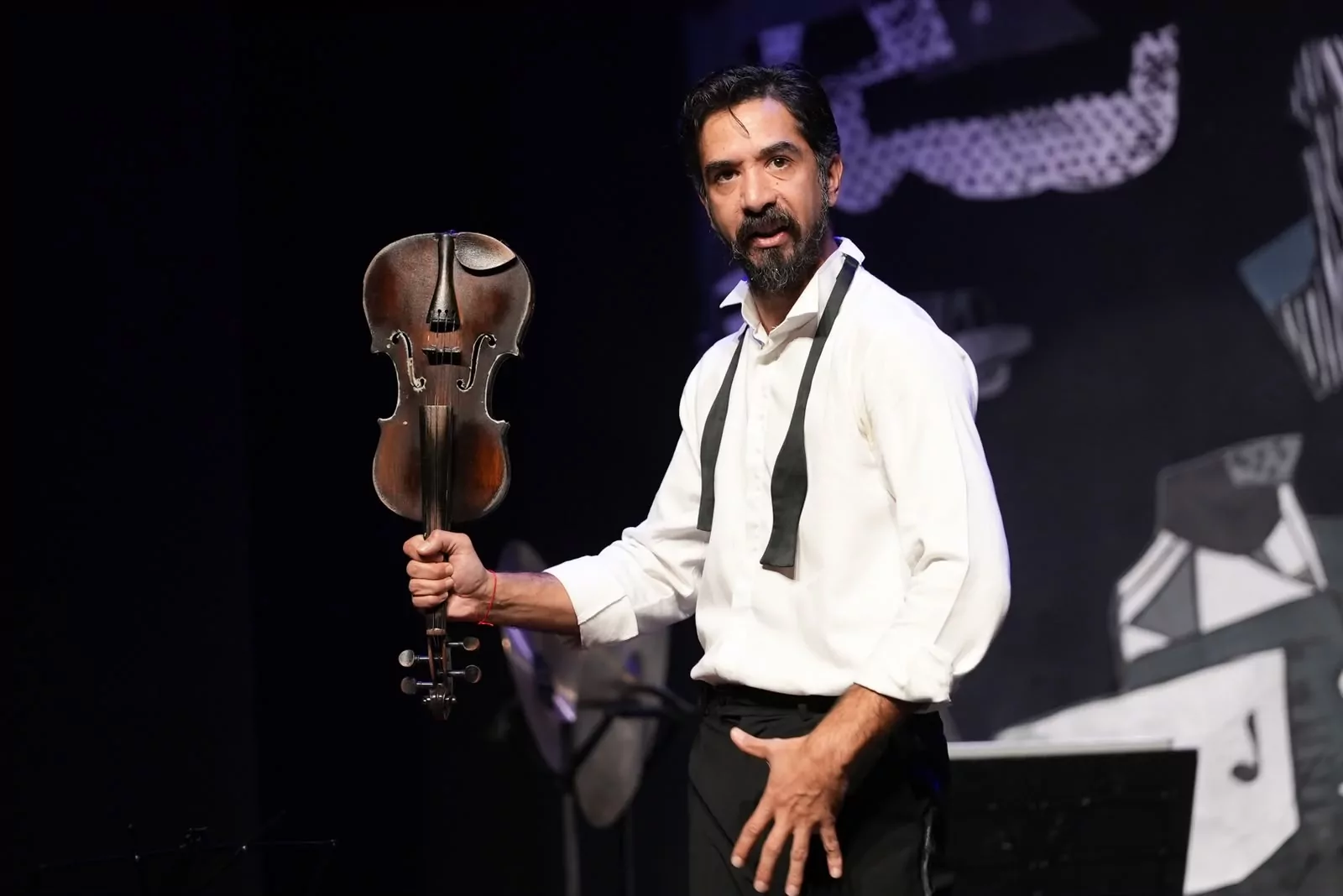 Festivalin 6. g&uuml;n konuğu İstanbul Devlet Tiyatrosu oldu