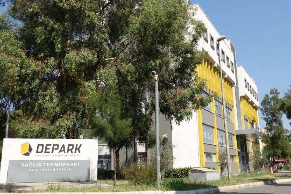 Dokuz Eyl&uuml;l'&uuml;n Teknopark'ı yeni buluşlara hazırlanıyor