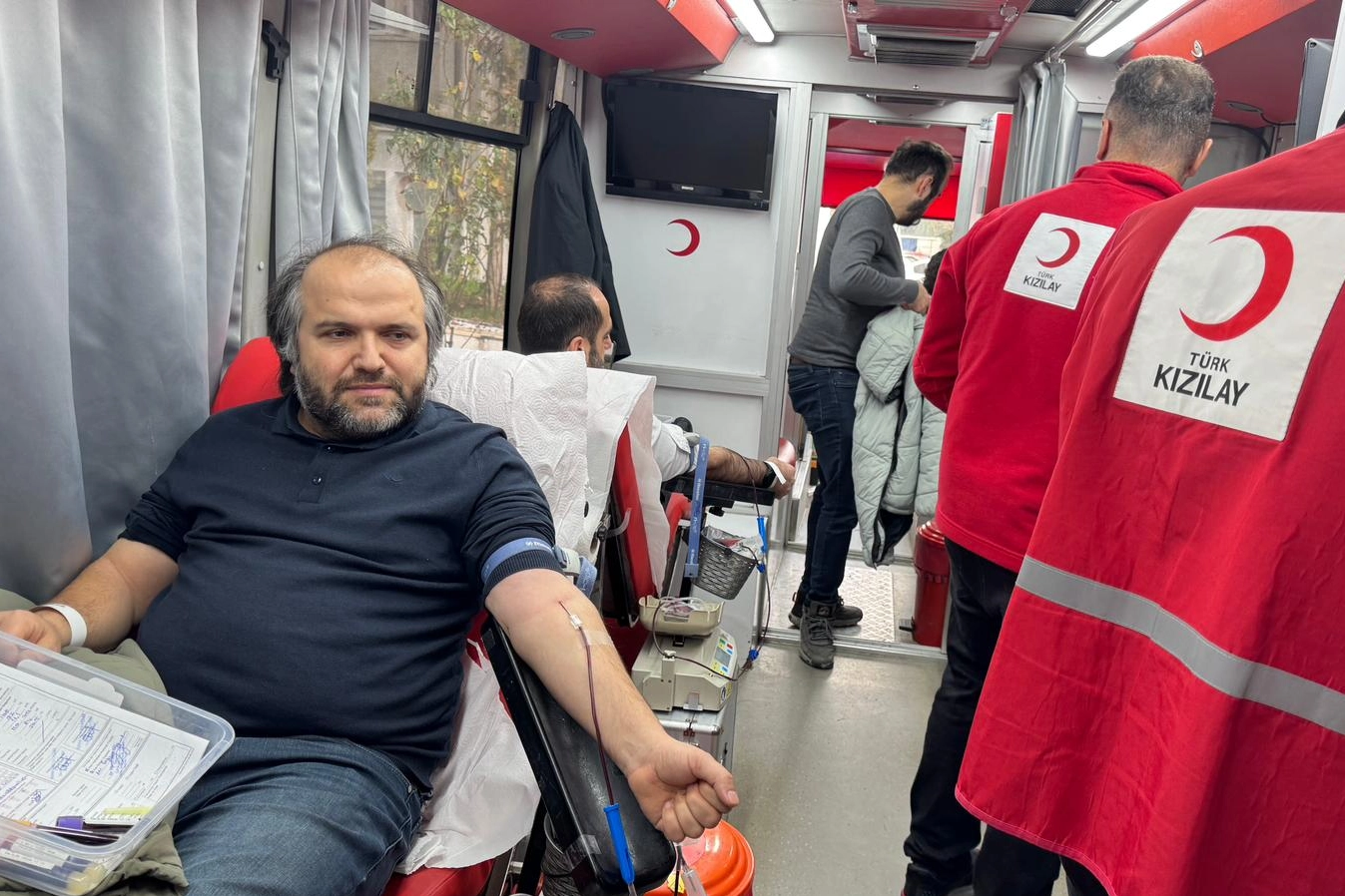 Artvin Trabzonspor Taraftarları kan bağışıyla &ouml;rnek oldu