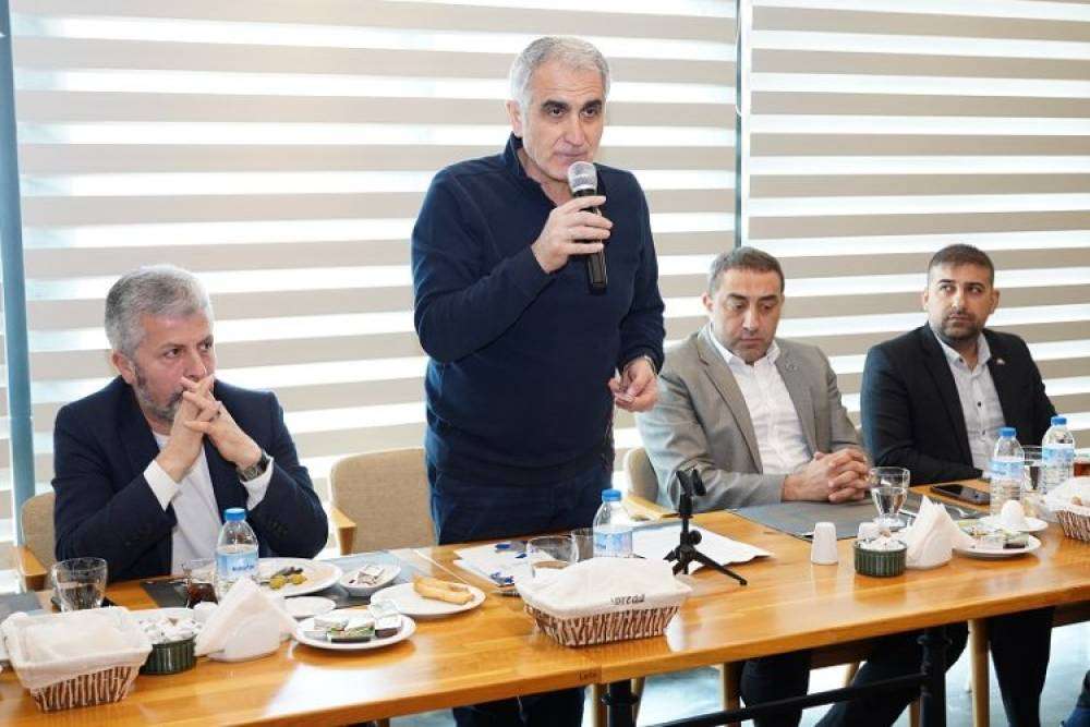 AK Partili &Ccedil;olak: Nil&uuml;fer'de sorunların temeli CHP zihniyeti