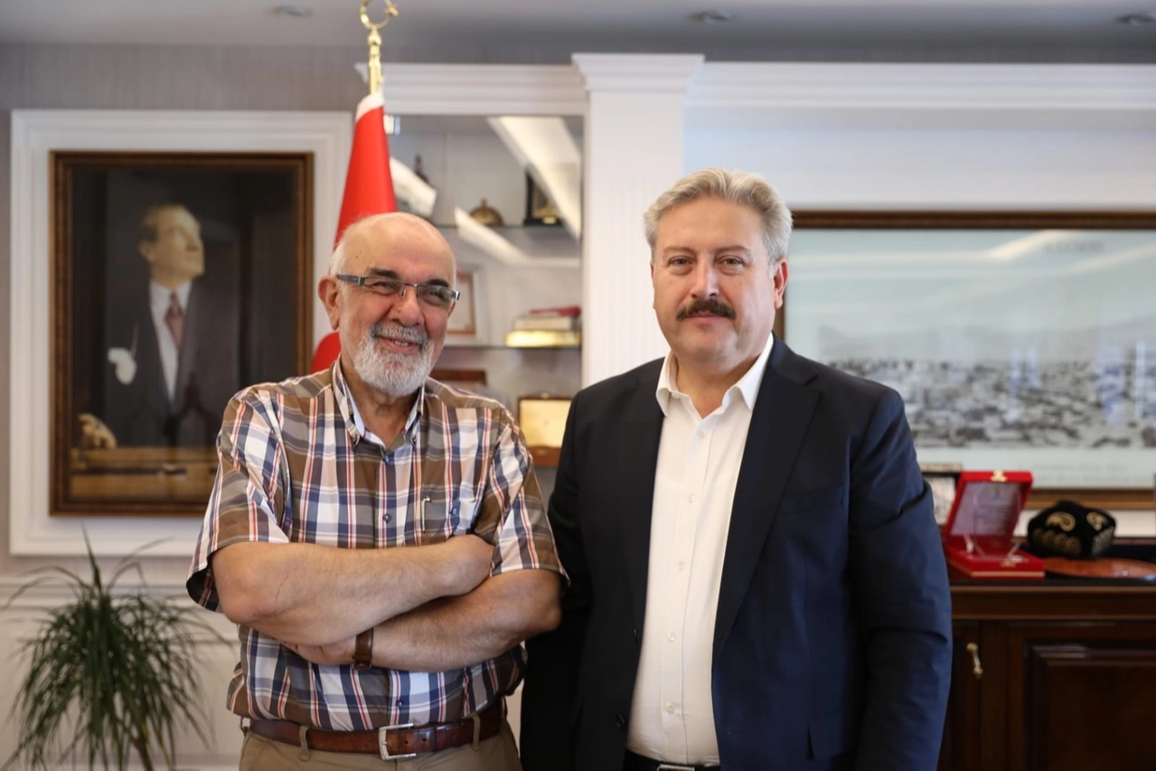 Mustafa Palancıoğlu'ndan Anneler G&uuml;n&uuml; mesajı
