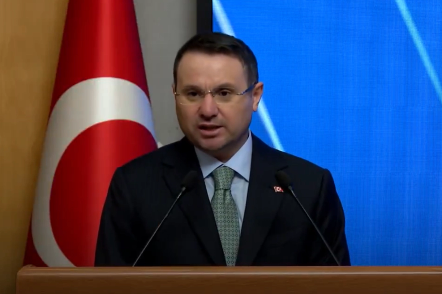 Bakan G&uuml;rlek&rsquo;ten kaymakam adaylarına: Kamu g&uuml;c&uuml;n&uuml;n vicdani sorumluluğunu g&ouml;zetin