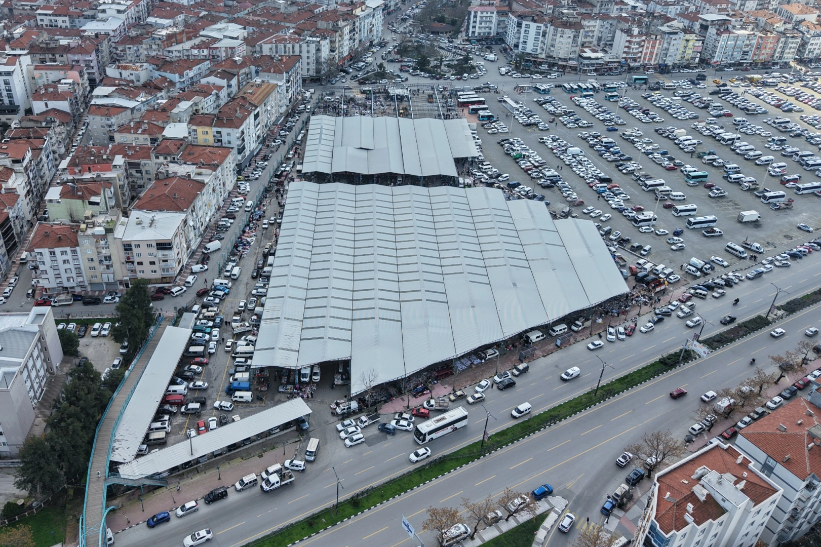 Manisa'da Perşembe Pazarı&rsquo;nda altyapı sorunu &ccedil;&ouml;z&uuml;me kavuştu