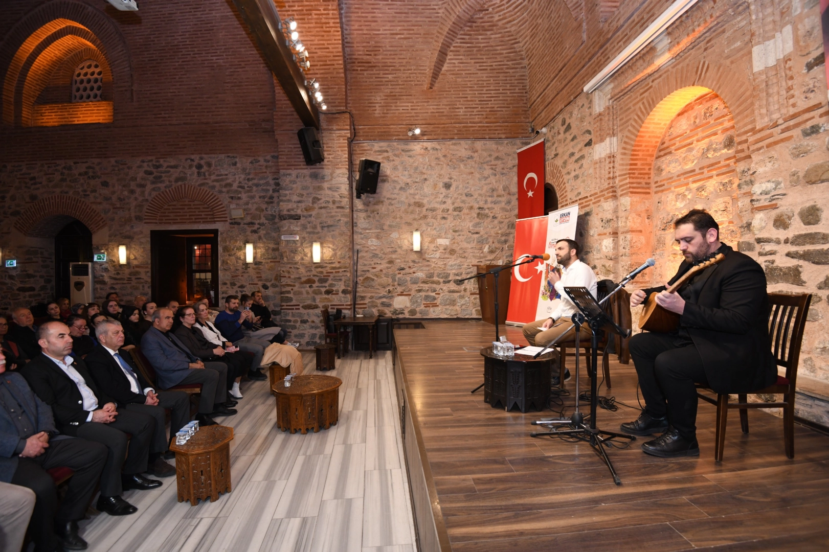 Bursa Osmangazi'de Anadolu&rsquo;nun kahramanlık t&uuml;rk&uuml;leri yankılandı