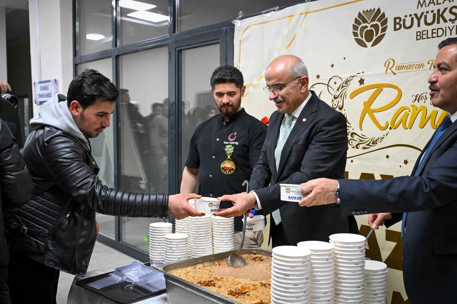 Malatya B&uuml;y&uuml;kşehir'den Turgut &Ouml;zal &Uuml;niversitesi'nde &ouml;zel etkinlik