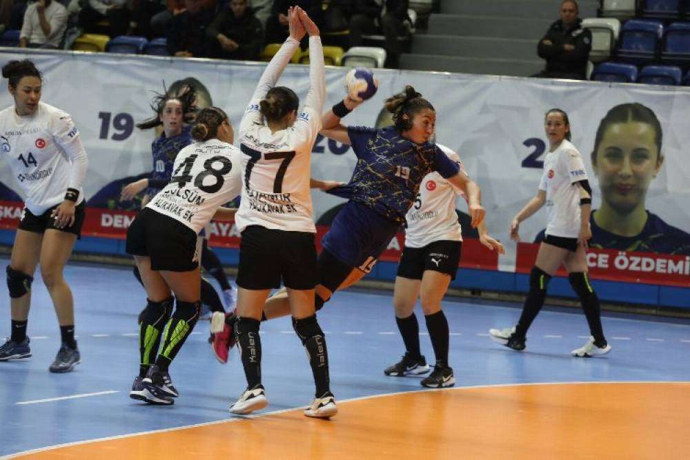 Yenimahalle ile Yalıkavak EHF Avrupa i&ccedil;in karşılaştı