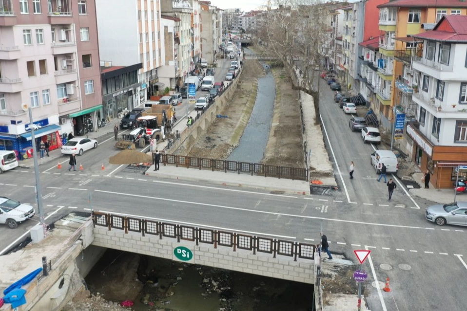 Ordu&nbsp;Altınordu&rsquo;da yenilenen k&ouml;pr&uuml; ulaşıma a&ccedil;ıldı