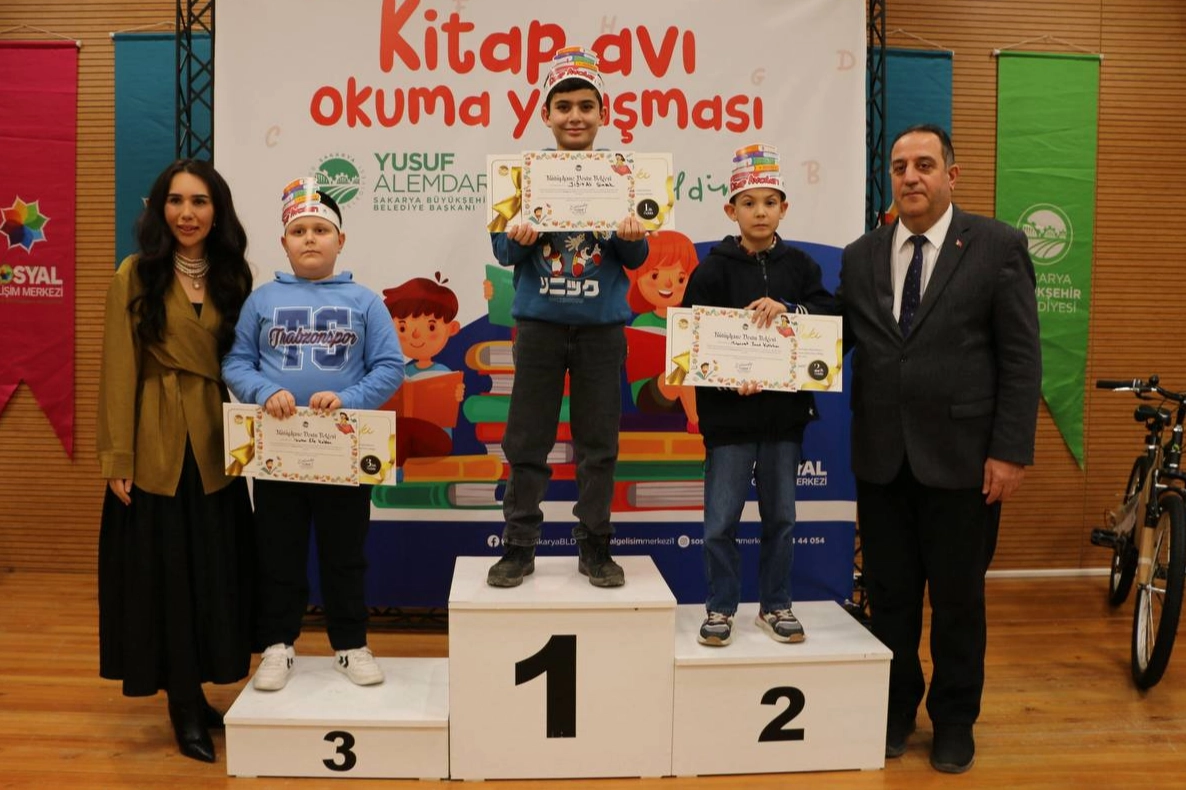 Sakarya'da &lsquo;Kitap Avı&rsquo; &ouml;d&uuml;llendirdi