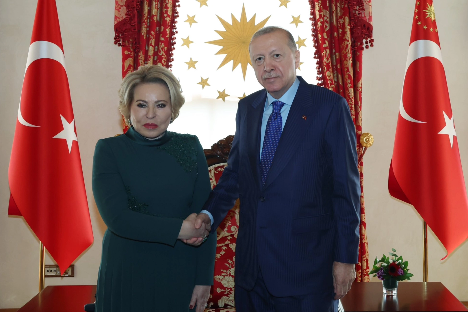 Rusya Federasyon Konseyi Başkanı Matviyenko Dolmabah&ccedil;e'de