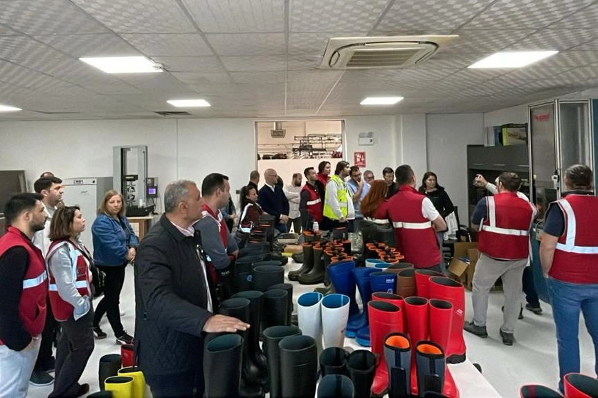 Manisa B&uuml;y&uuml;kşehir&rsquo;de iş g&uuml;venliği uzmanlarına KKD eğitimi