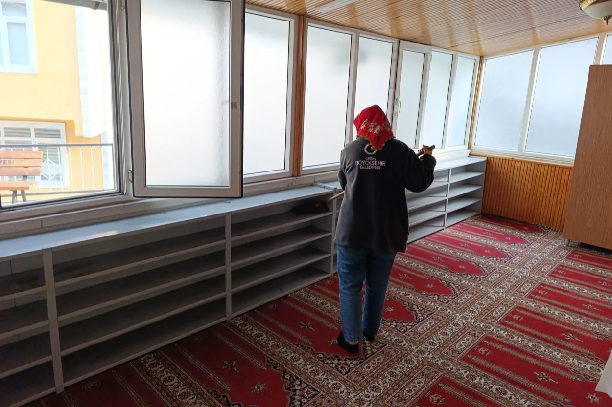 Ordu&rsquo;nun camilerinde temizlik mesaisi