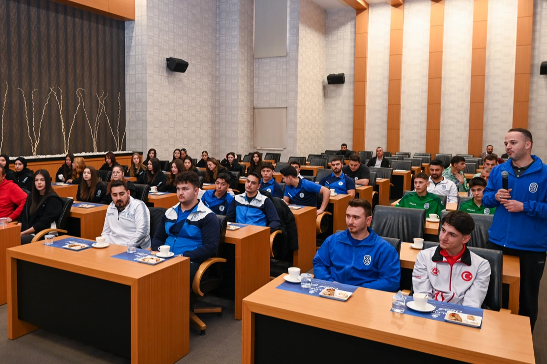 Konya Sel&ccedil;uklu&rsquo;da sporculara moral ve destek
