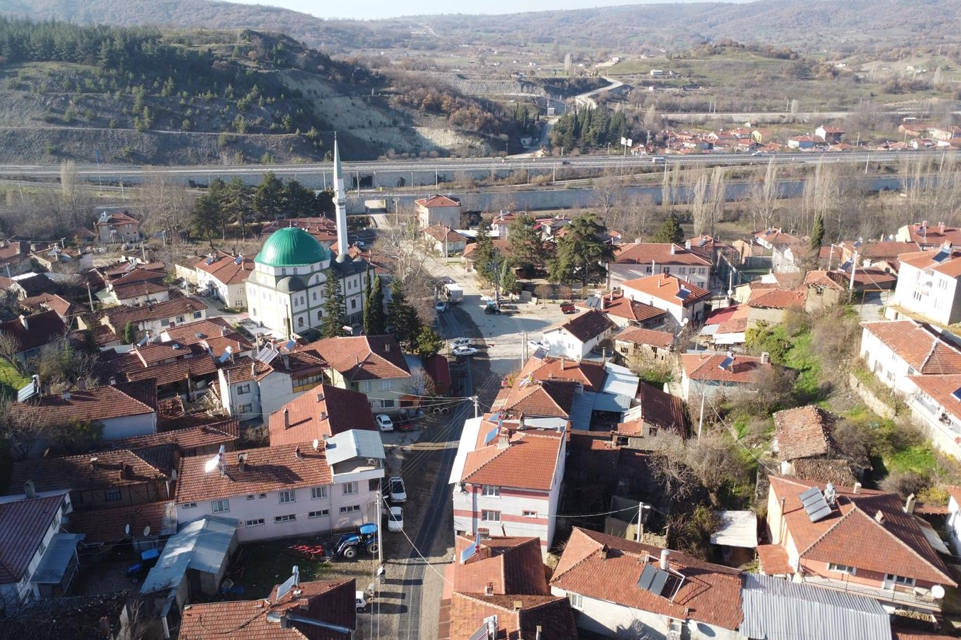Bilecik Pazaryeri'nde taşkın tehlikesine Karak&ouml;y'de DSİ neşteri