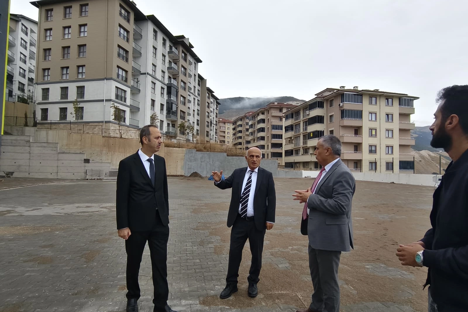 Gemlik&rsquo;te eğitim yatırımlarına yerinde inceleme