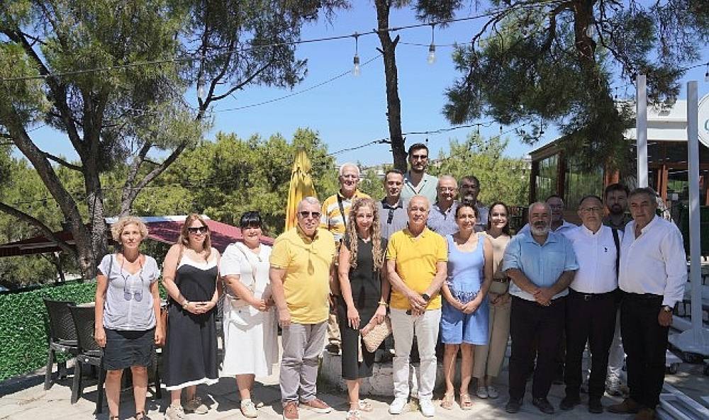 Başkan vekili Fuat G&uuml;m&uuml;ş yerel basın temsilcileriyle bir araya geldi