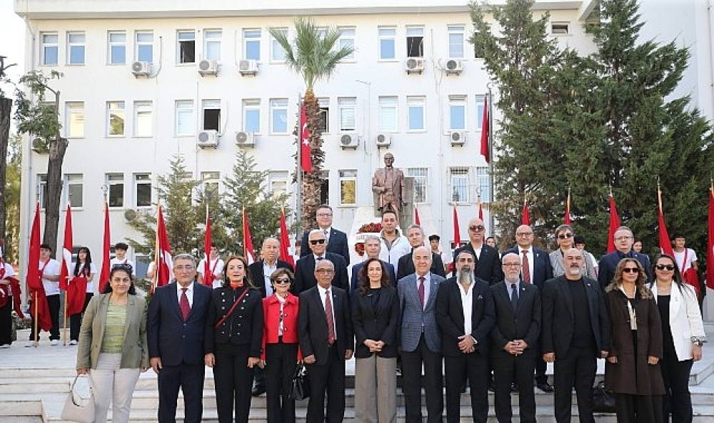 Karşıyaka'da &ldquo;Muhtarlar G&uuml;n&uuml;" buluşması
