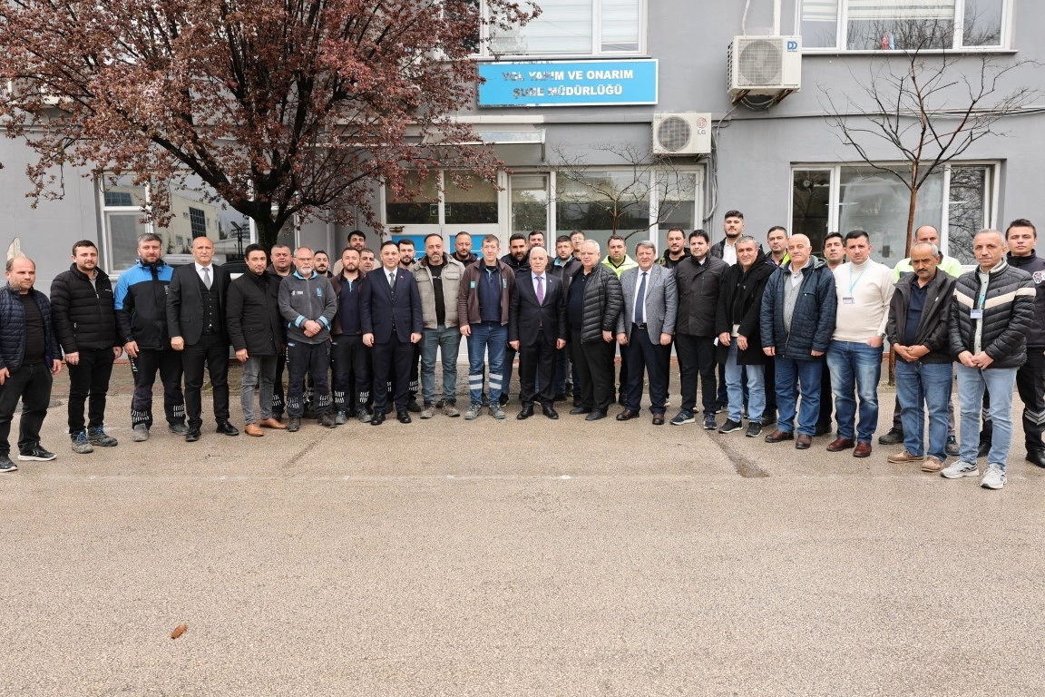 Başkan Bozbey, BUSKİ personeliyle bayramlaştı