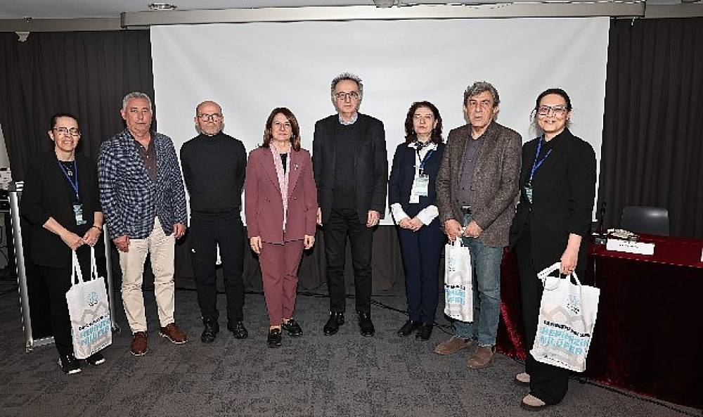 Nil&uuml;fer'de erken Osmanlı kadını ve Nil&uuml;fer Hatun'un mirası konuşuldu