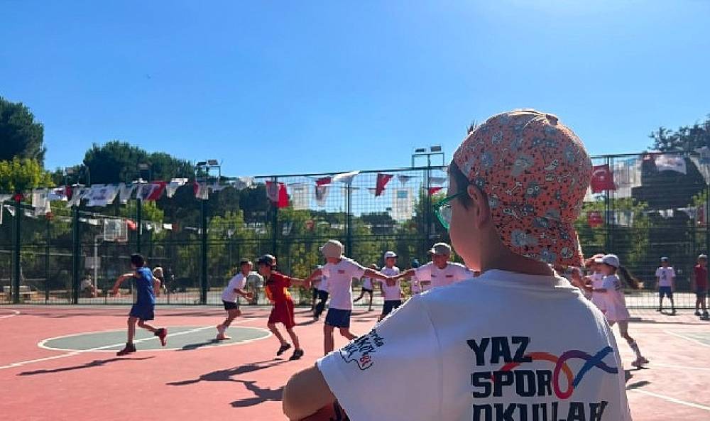 Kadık&ouml;y Belediyesi Yaz Spor Okulu'nda İkinci D&ouml;nem Başladı