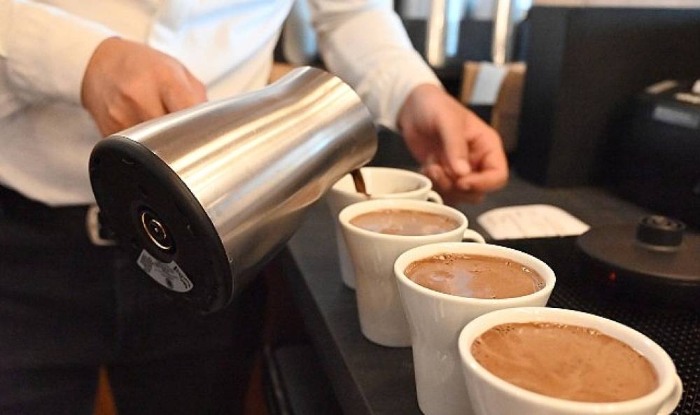 Kemer'de Kahve D&uuml;nyası'nın yeni şubesi a&ccedil;ıldı