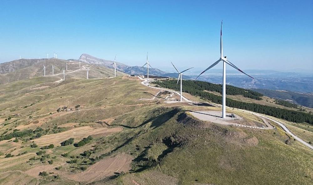 Akfen Yenilenebilir Enerji   Yaklaşık 700 Bin Hanenin Yıllık   İhtiyacına Eşdeğer Temiz Enerji &Uuml;retti