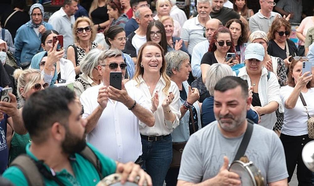 Kemeraltı'nda festival heyecanı başlıyor: Başkan Mutlu'dan İzmirlilere davet
