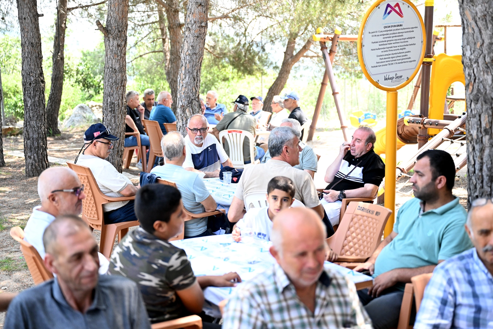 Mersin&rsquo;de Babalar G&uuml;n&uuml;&rsquo;nde vefa buluşması