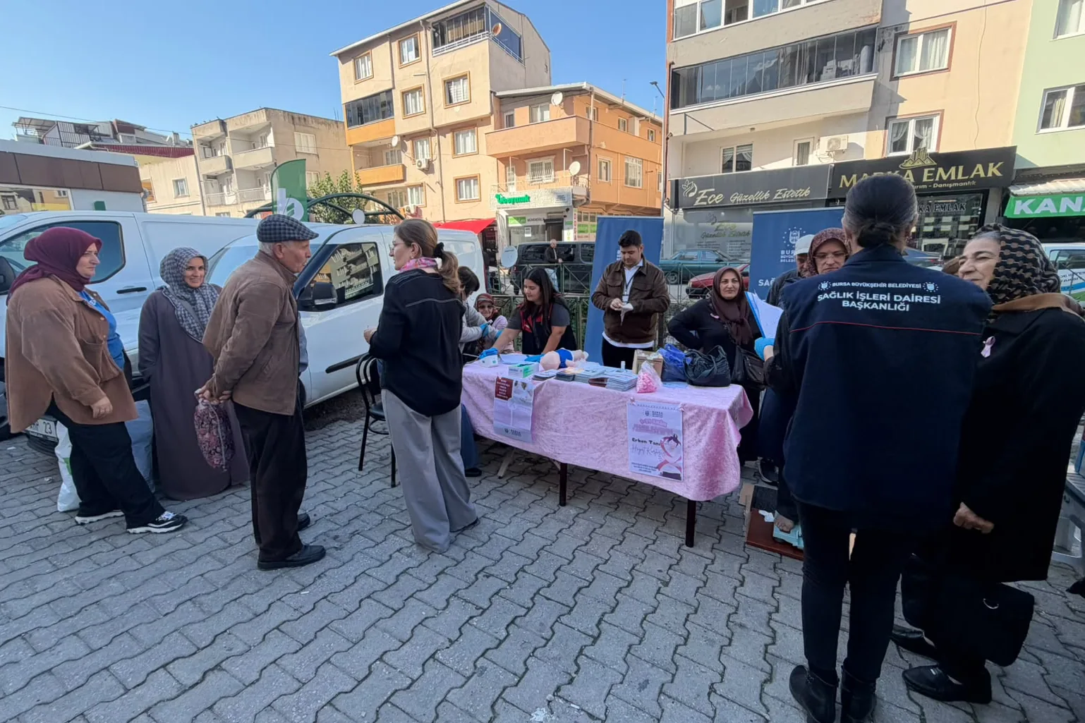 Bursa B&uuml;y&uuml;kşehir ile meme kanseri bilinci artıyor