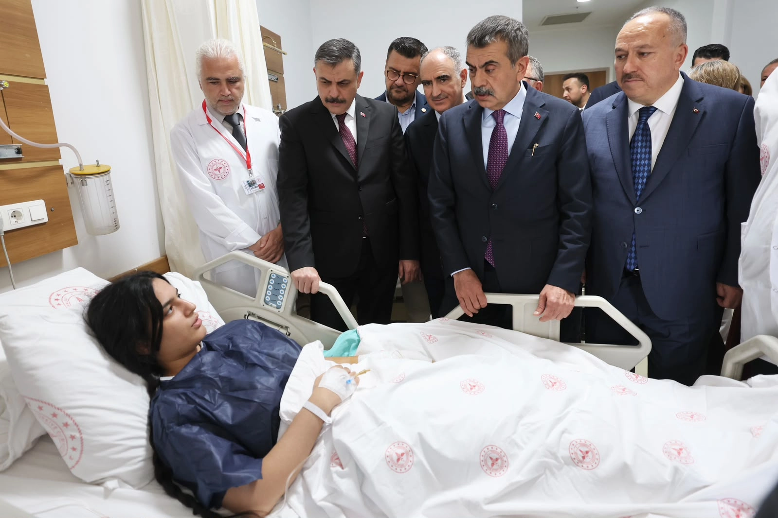 Manisa Turgutlu&rsquo;daki saldırıda yaralanan 6 &ouml;ğrenci bug&uuml;n taburcu edilecek
