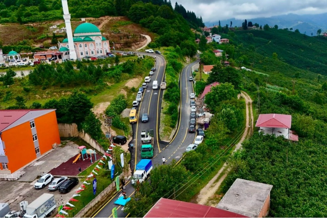 &ldquo;Ordu&rsquo;da 5 Km&rsquo;lik grup yolu a&ccedil;ılışı yapıldı