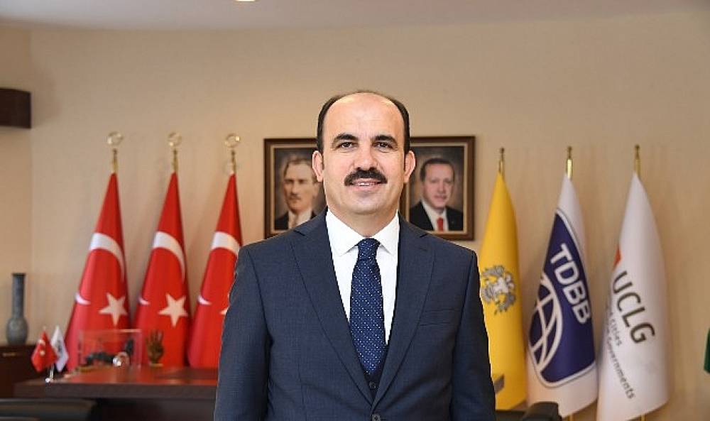 Başkan Altay B&uuml;y&uuml;klerimiz ve Kahraman Gazilerimiz İ&ccedil;in "Vefa Umresi" Projesinin M&uuml;jdesini Verdi