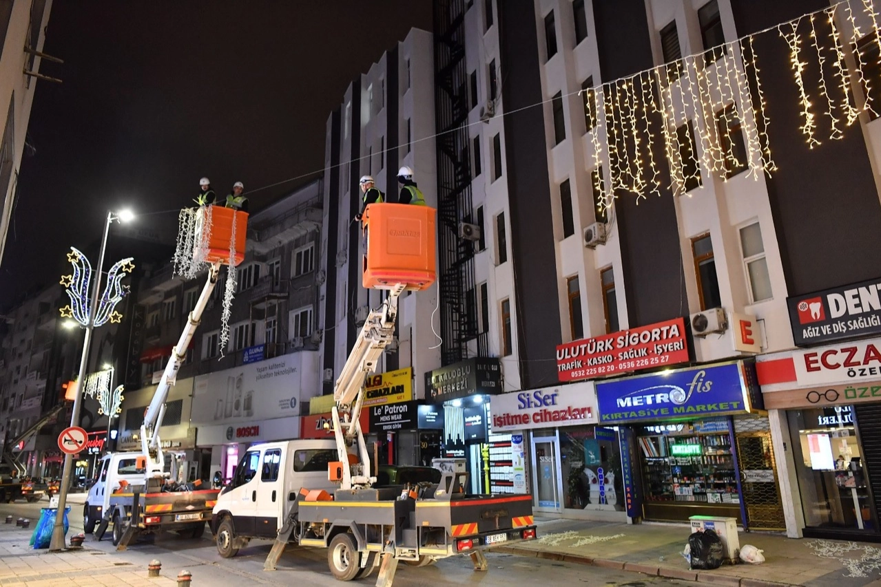 Kayseri sokaklarına LED'li d&uuml;zenleme