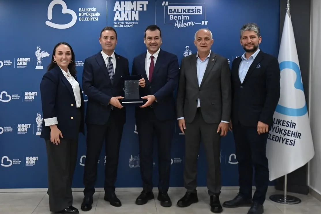 Balıkesir&rsquo;de Bandırma Binicilik Merkezi&rsquo;ne en iyi uygulama &ouml;d&uuml;l&uuml;