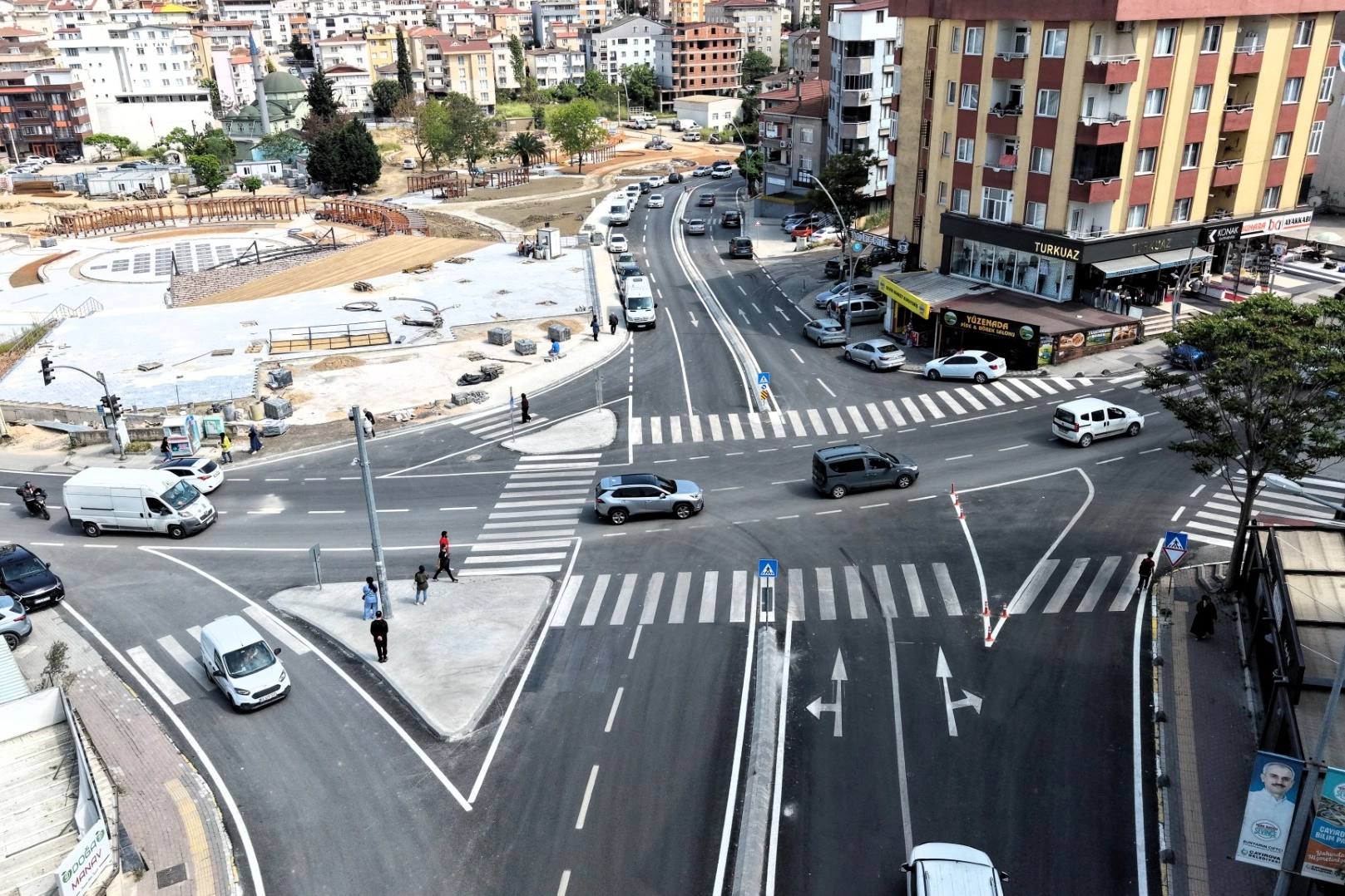 &Ccedil;ayırova&rsquo;daki kavşakta B&uuml;y&uuml;kşehir imzası