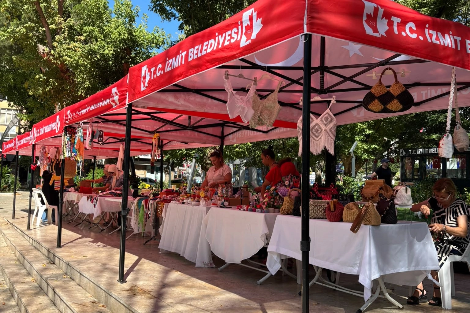 Kadın girişimcilere Yenicuma&rsquo;da satış imkanı